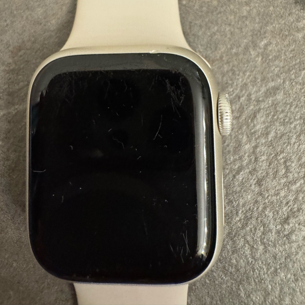 Apple Watch Series 7 41MM Smart Watch GPS/Cellular Aluminum Case Starlight - Picture 4 of 6